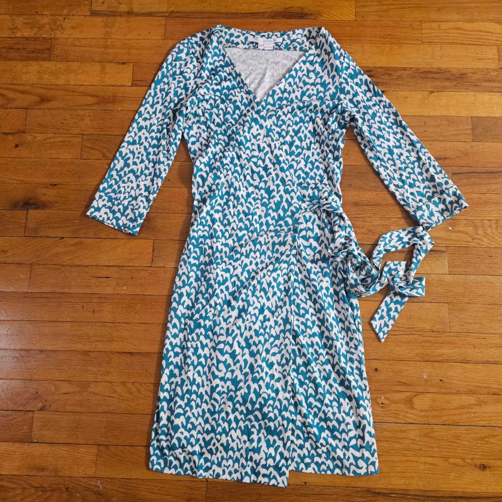 Diane von Furstenberg Silk Wrap Dress Teal White Pattern 4